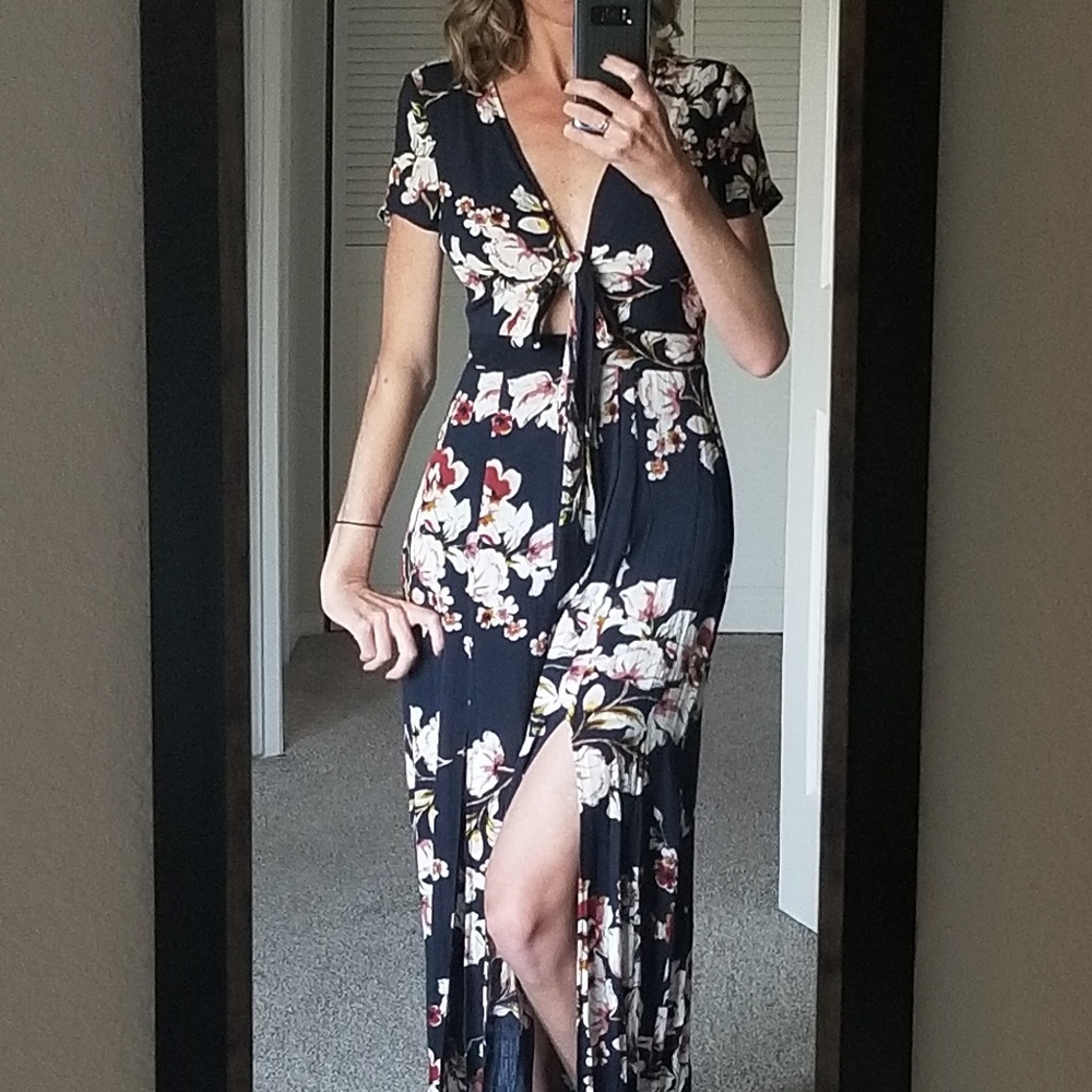 Cut-out Floral Maxi Dress